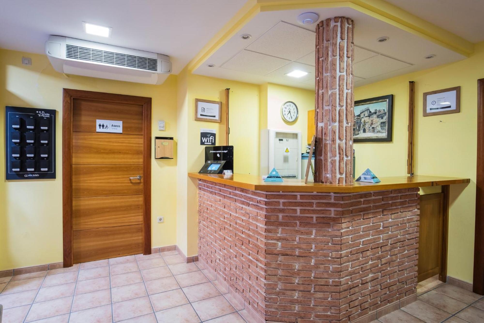 Hotel Alda Nueva Castilla Сігуенса Екстер'єр фото