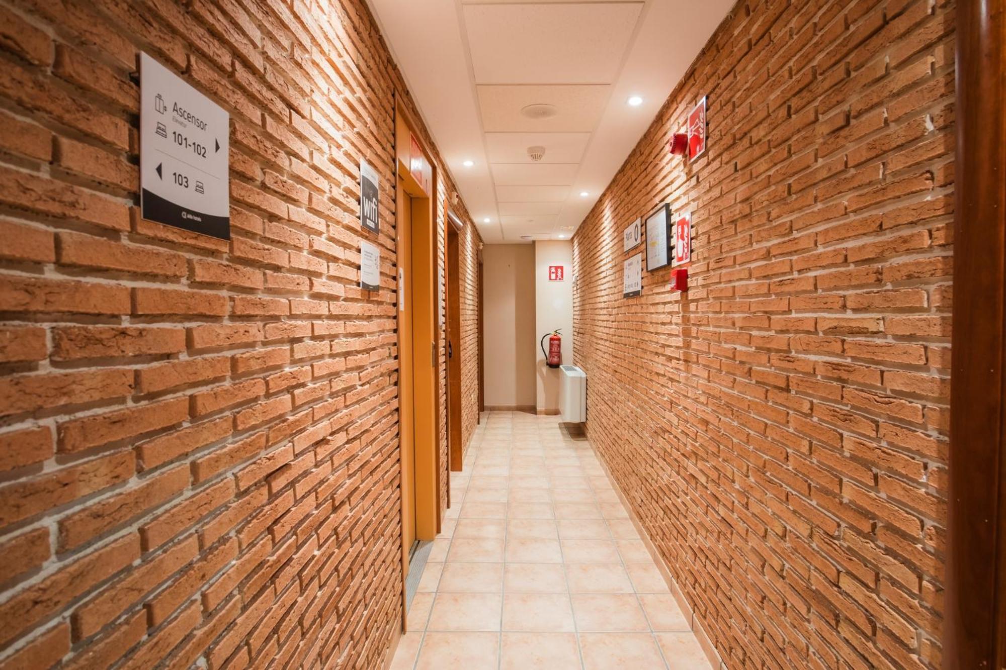 Hotel Alda Nueva Castilla Сігуенса Екстер'єр фото