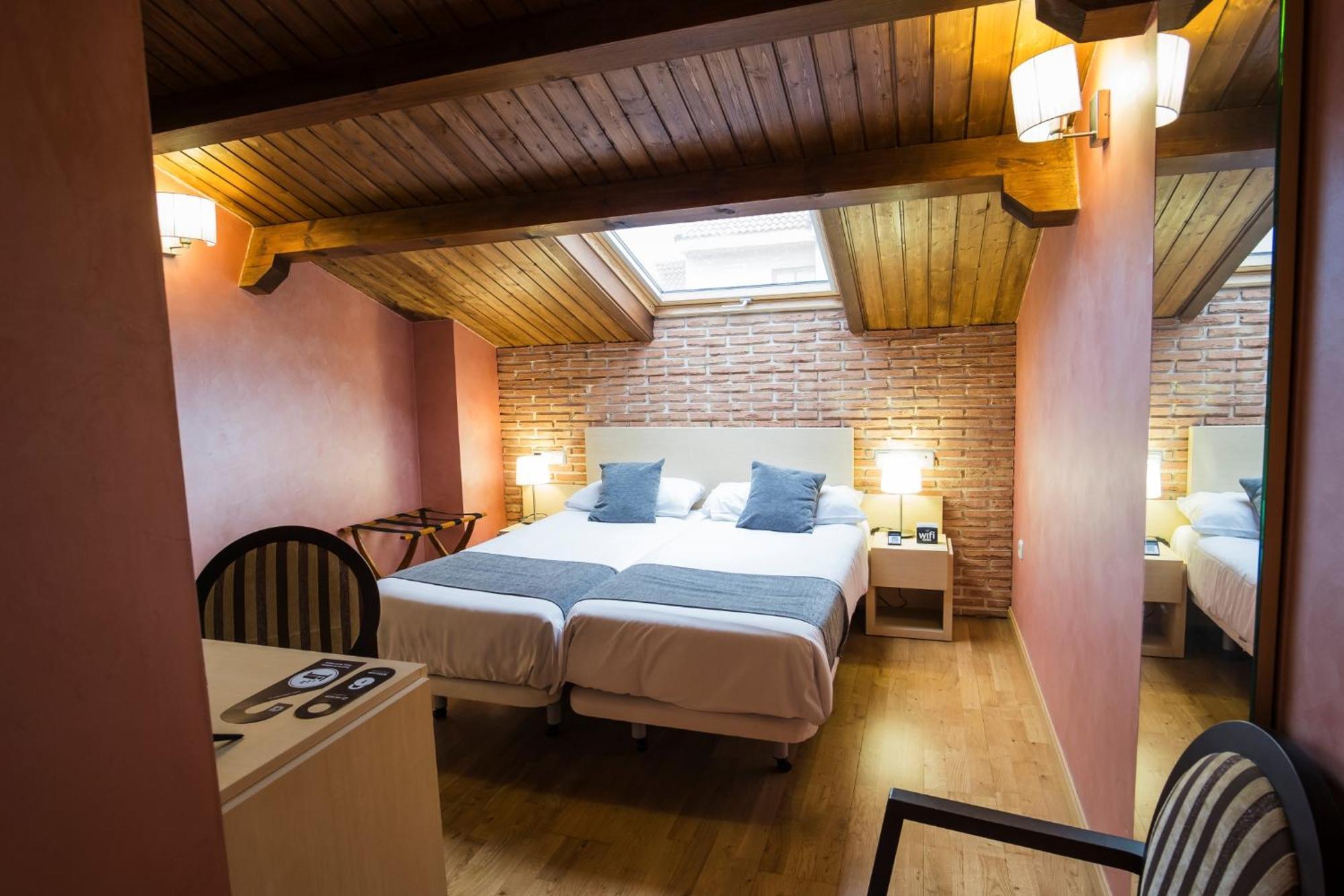 Hotel Alda Nueva Castilla Сігуенса Екстер'єр фото