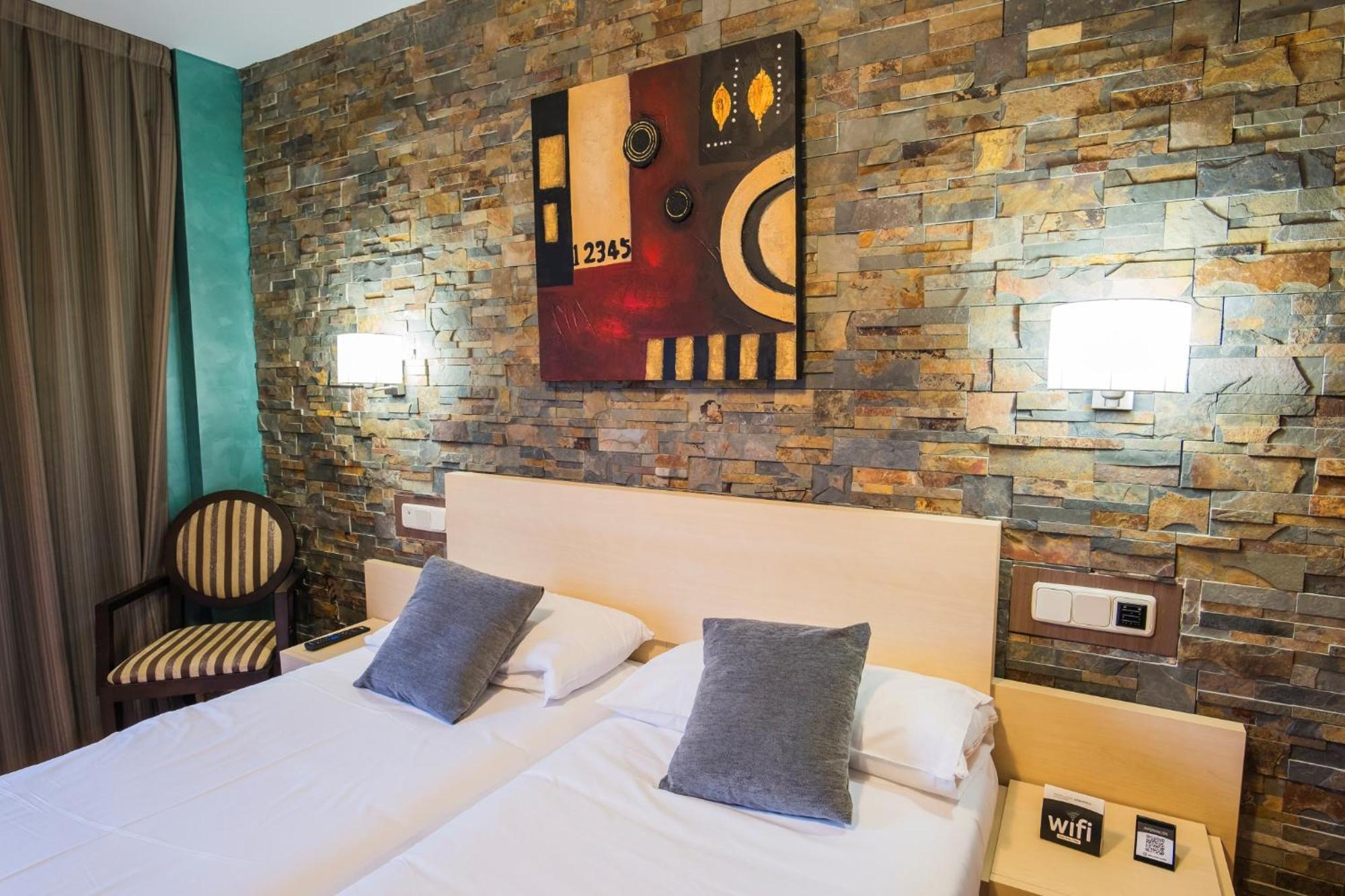 Hotel Alda Nueva Castilla Сігуенса Екстер'єр фото
